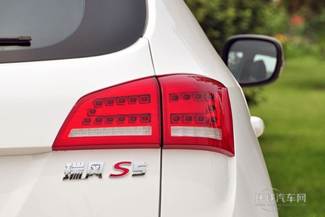 2013款 2.0T 手動尊享版