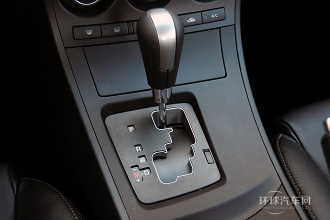 2011款 三廂 2.0L 自動豪華型