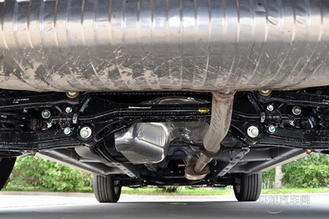 2013款 2.0T 手動(dòng)尊享版