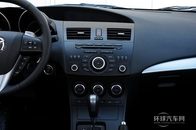 2011款 三廂 2.0L 自動豪華型