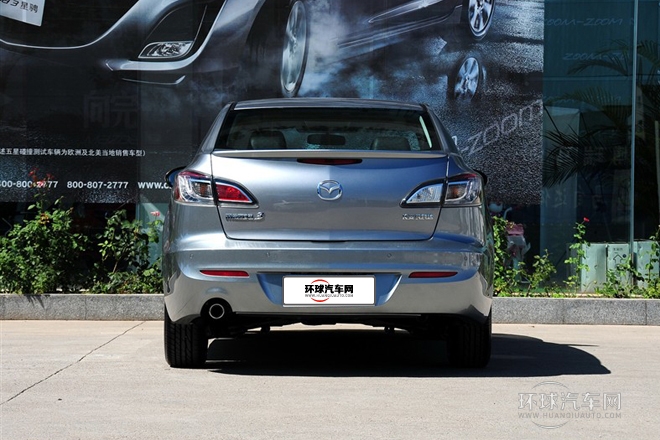 2011款 三廂 2.0L 自動豪華型