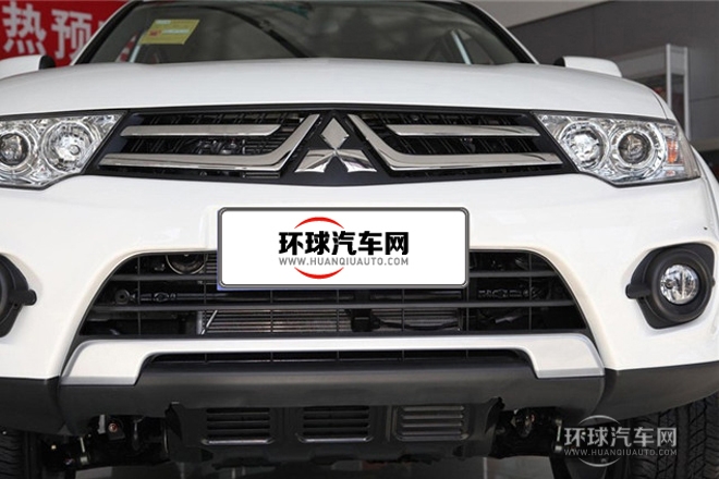 2013款 3.0L 自動兩驅(qū)豪華版