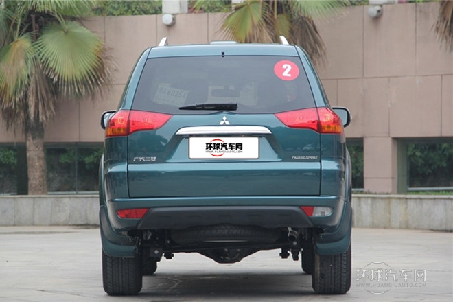 2013款 3.0L 自動四驅旗艦版