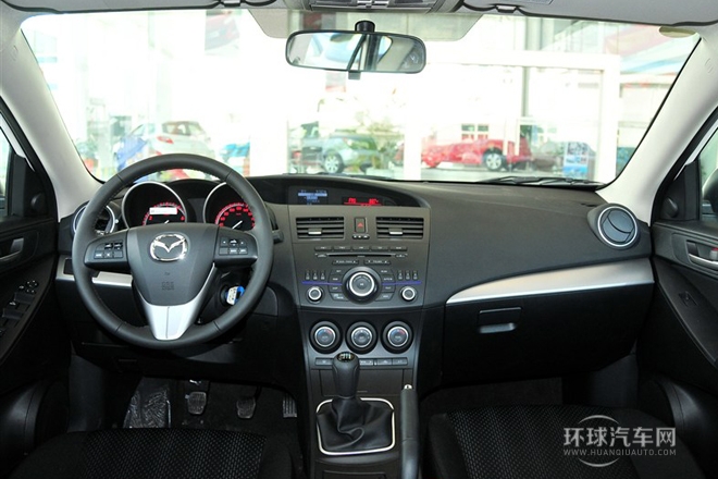 2012款 兩廂 2.0L 手動運動型