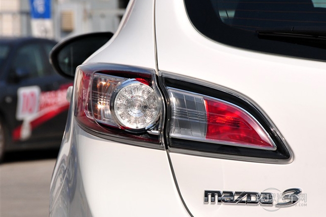 2012款 兩廂 2.0L 手動運動型