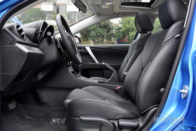 2012款 兩廂 2.0L 自動(dòng)豪華型