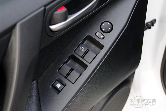 2013款 兩廂 1.6L 自動精英型