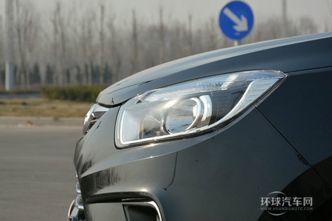 2014款 2.0L 手動尊貴版