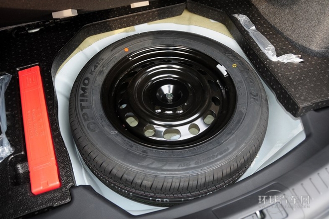 2013款 三廂 1.6L 自動精英型