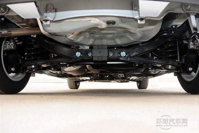 2013款 三廂 1.6L 自動精英型