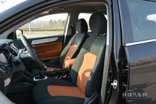 2014款 2.0L 手動尊貴版