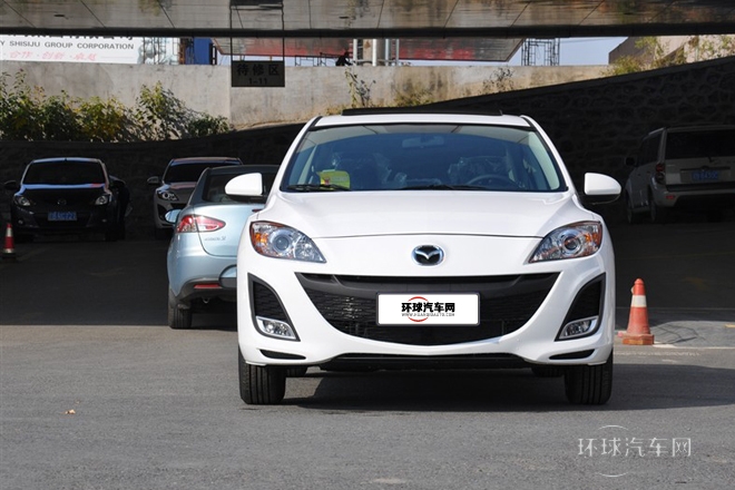 2013款 三廂 1.6L 自動精英型