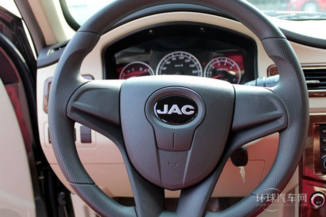 2014款 2.5T V1 兩驅(qū)標(biāo)準(zhǔn)型大雙排4B2-95C43