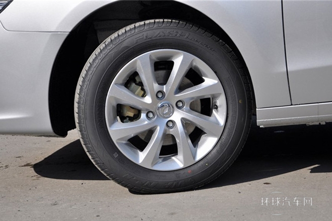 2014款 1.6L 手動(dòng)感恩版CNG