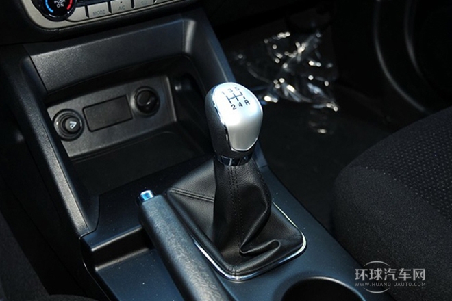 2013款 2.0L 兩驅經典版