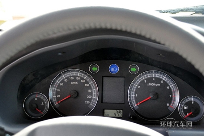 2013款 2.0T 四驅公務版