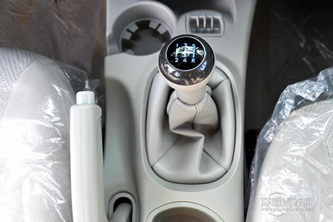 2013款 2.0T 四驅(qū)公務(wù)版