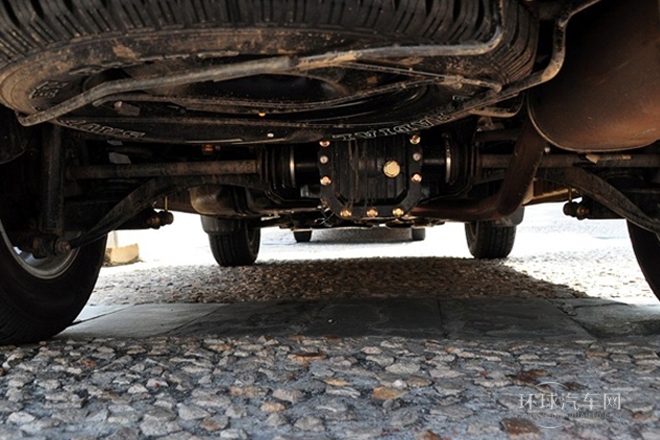 2013款 2.0T 四驅公務版