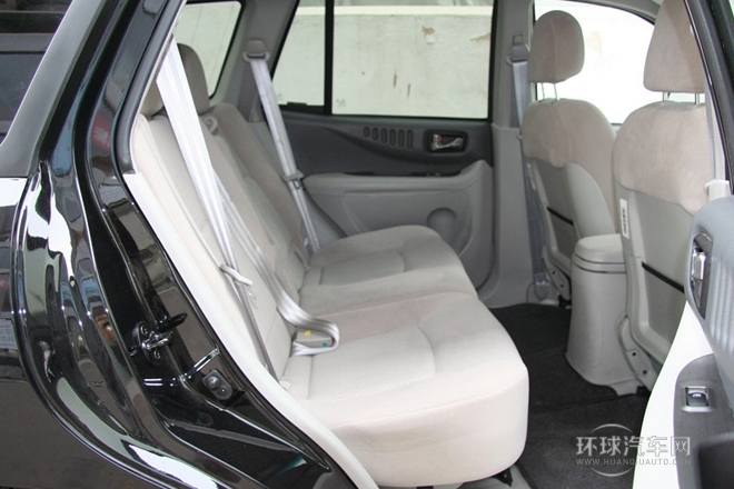 2013款 2.4L 四驅豪華版