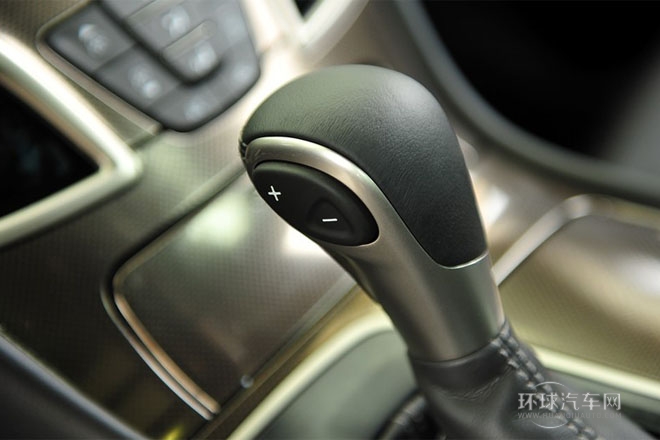 2013款 3.0T SIDI V6智享旗艦型