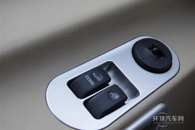 2011款 2.8T旅行版國IV