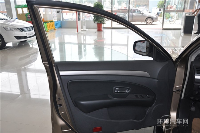 2014款 2.0L CVT豪華型