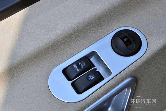 2011款 2.8T舒適版國III