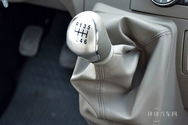 2013款 1.9T4系舒適版