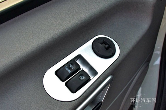 2013款 1.9T4系舒適版