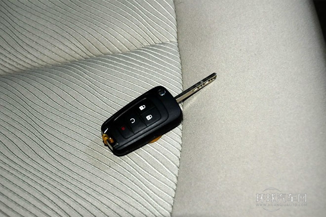 2013款 2.4L CT豪華商務舒適版