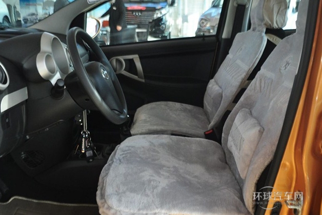 2012款 CROSS 1.0L 豪華型