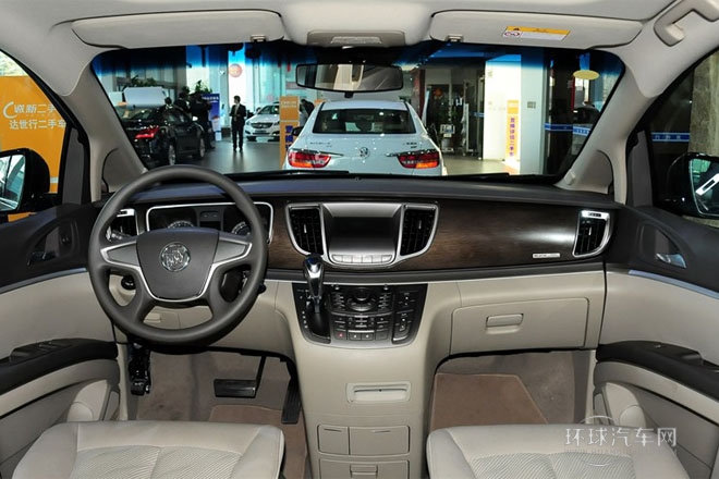 2013款 2.4L CT豪華商務舒適版