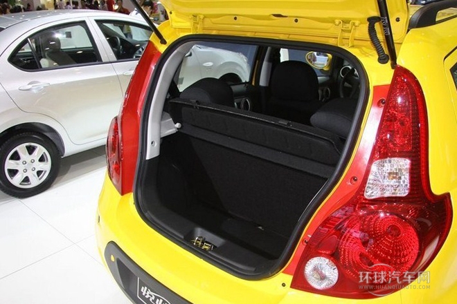 2012款 CROSS 1.3L 豪華型