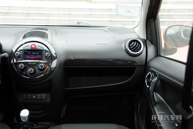 2013款 1.0L 豪華型