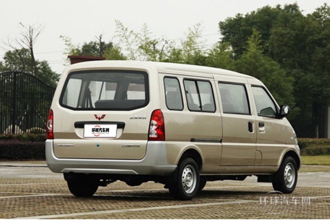 2012款 1.5L加長基本型