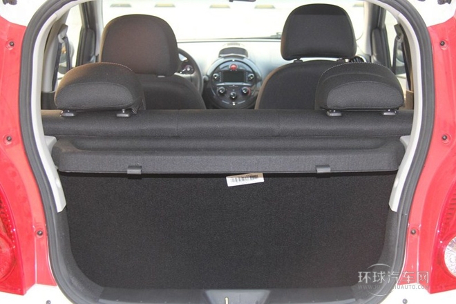 2013款 國際版 1.0L 豪華型