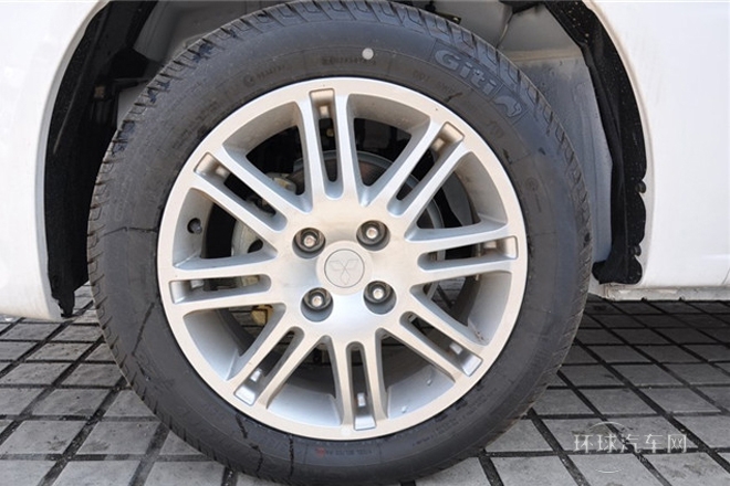 2012款 1.6L 手動舒適版Sei