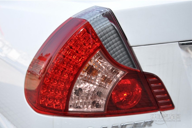 2012款 1.6L 手動舒適版Sei