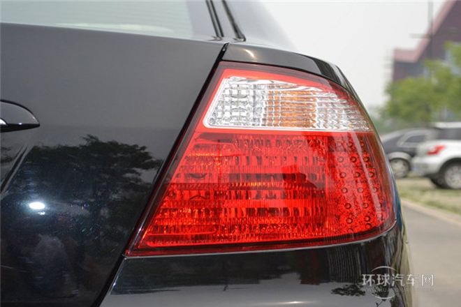 2012款 2.0L 精銳版