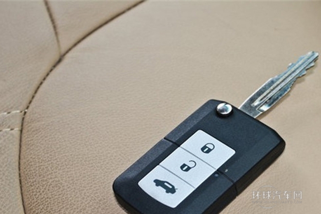 2012款 2.0L 銘仕版