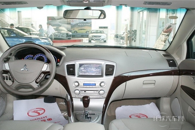 2012款 2.4L 旗艦升級版