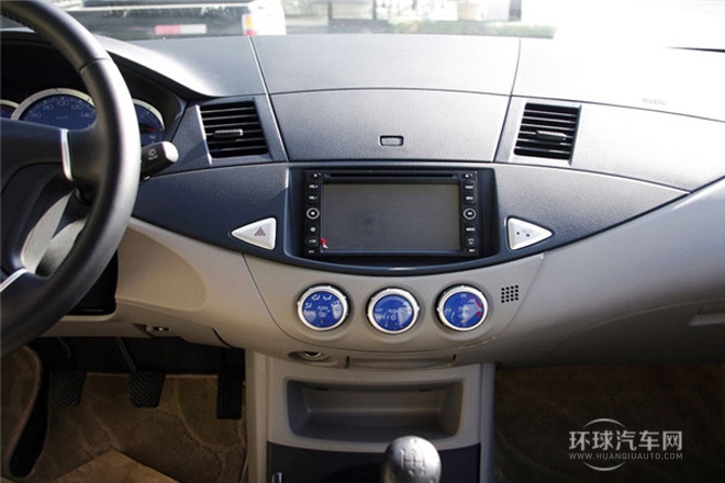 2011款 2.0L 手動擋豪華型