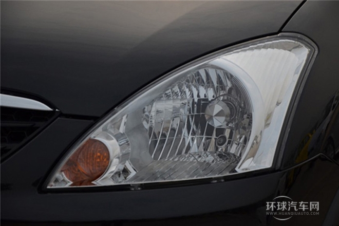 2011款 2.0L 手動(dòng)擋豪華型