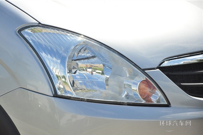 2011款 2.0L 自動擋豪華型