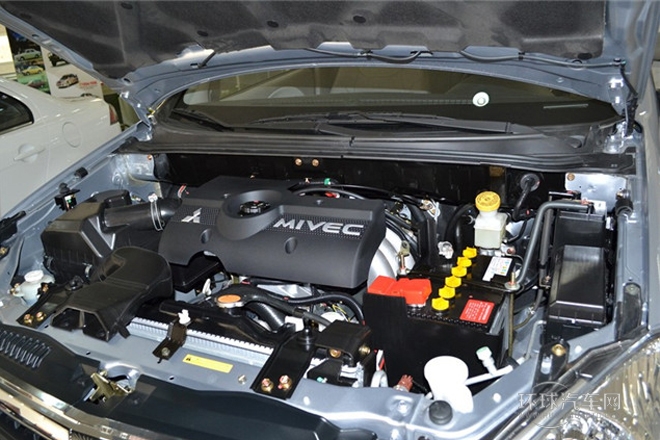 2011款 2.0L 自動擋旗艦型