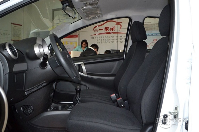 2013款 國際版 1.0L 舒適型