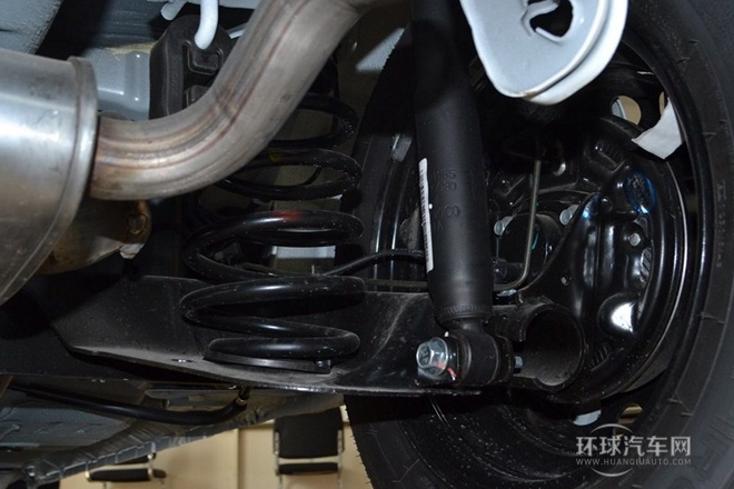 2013款 國際版 1.0L 舒適型