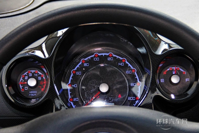 2014款 J2 1.0L 舒適型