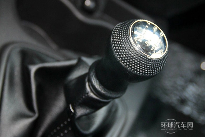 2014款 J2 1.0L 舒適型