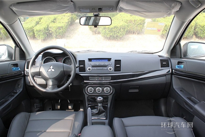 2013款 風尚版 1.6L 手動豪華型